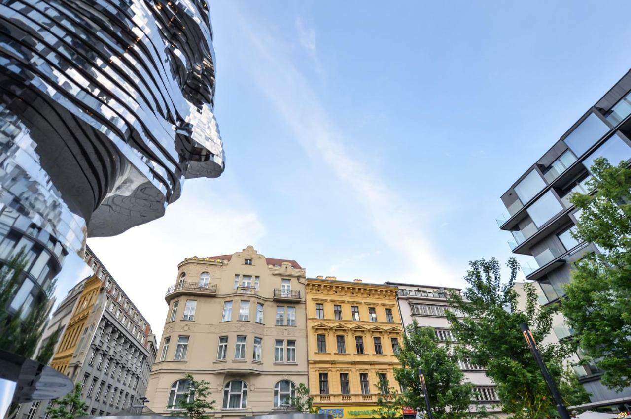 Kafka'S Head Apartment Praga Zewnętrze zdjęcie